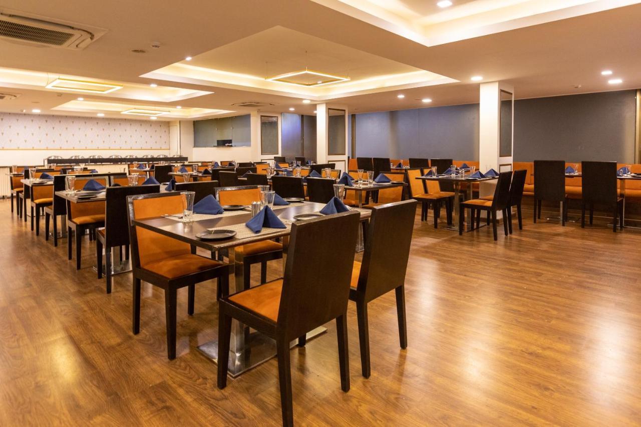 Hotel Clubhouse Nami Residency, Ahmedabad Extérieur photo