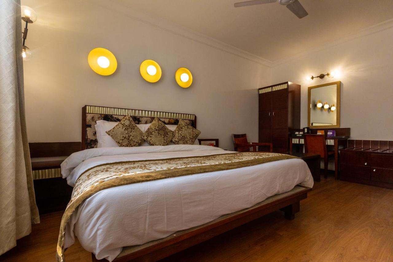 Hotel Clubhouse Nami Residency, Ahmedabad Extérieur photo